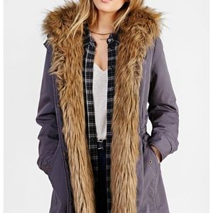 URBAN OUTFITTERS FUR LINED ASPEN LUXE PARKA (XS)